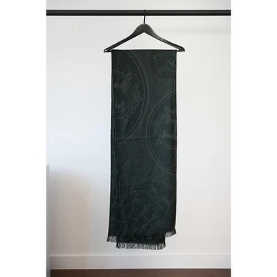 Mantón/bufanda de seda Hermes Foto 1 de 4