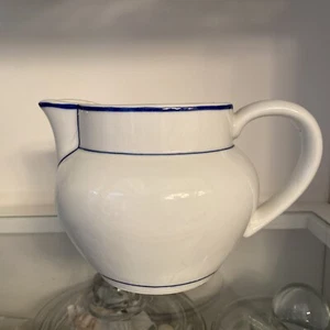 Viana do Castelo Pitcher Cream & Blue Made in Portugal Vintage Signed - Picture 1 of 8