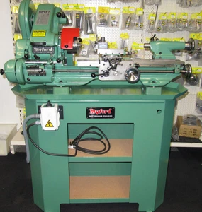 REFURBISHED MYFORD SUPER 7 LATHE (POWER CROSS FEED) WITH GEAR BOX RECONDITIONED - Picture 1 of 2