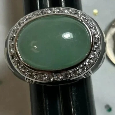 Enorme Anillo de Cóctel Plata Piedra Verde Esmalte Negro Símbolos Talla 7 Foto 1 de 4