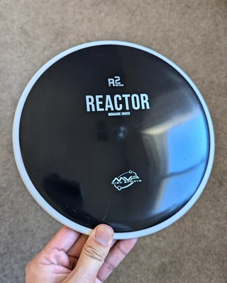 New MVP Discs R2 Neutron Reactor - 176g - Disc Golf - Image 1 of 2