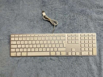 Genuine Apple Extended FR Keyboard w/ Numeric Keypad & USB Inputs Model [A1243] - Image 1 of 4