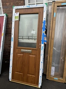 Brand New Solidor Golden Oak Composite Front Door 920 X 2085 Mm - Picture 1 of 1