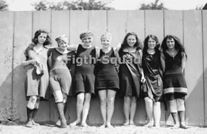 Bild Foto Stranddeko Flapper Mädchen Vintage Badeanzüge Strand 7354 - Bild 1 von 2