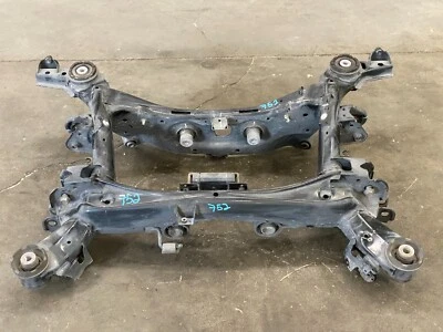 Honda Pilot 2016-2022 suspensión trasera subchasis travesaño conjunto OEM LOTE 752 Foto 1 de 4