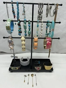 Lot Of Costume Jewelry Mostly Bracelets - No Signed Pieces - Picture 1 of 8