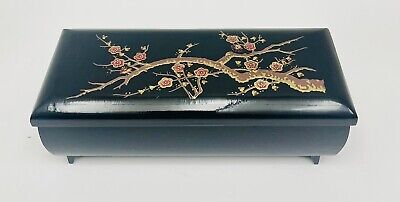   Asian Chinese Musical Jewelry Box Black Lacquer Handpainted Beautiful 4  X 8  • 25$