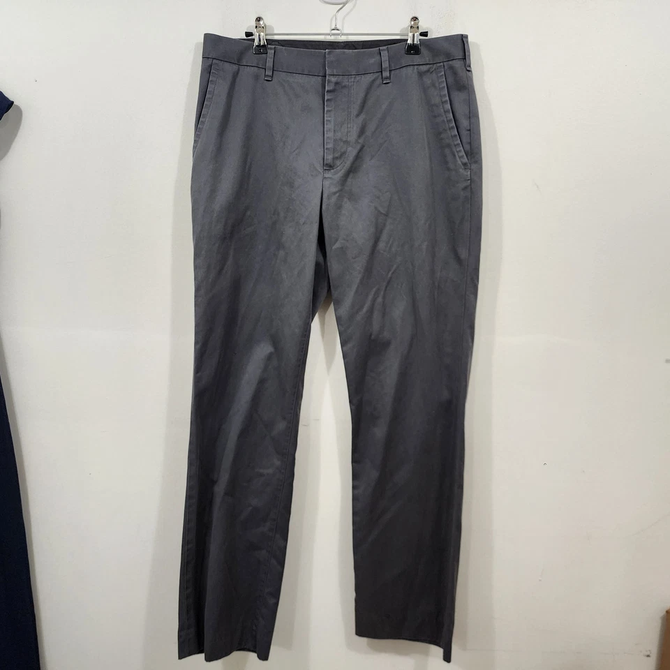 BONOBOS Mens Straight Fit Chino Pant Smoke Gray Friday Stretch 100% Cotton 33x32 - Image 1 of 4