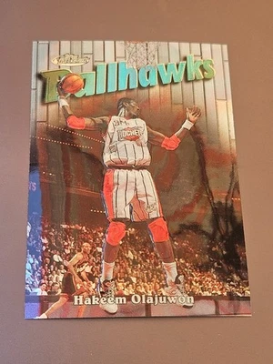 1997 年 Topps 最佳浮雕球鹰队 HAWKEEM OLAJUWON — 第 1/2 张图片