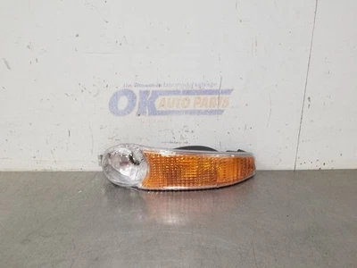 04 2004 GMC YUKON XL FAROL DE NEBLINA DENALI PARQUE SETA PASSAGEIRO DIREITO GM256U000R - Imagem 1 de 4