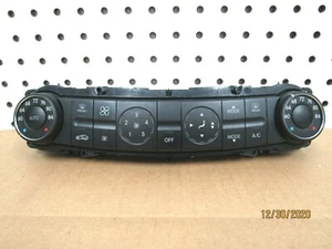 2006 Mercedes Benz E Class Heater AC Temp Climate Control OEM - Picture 1 of 2