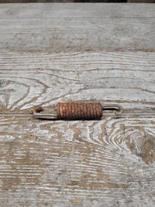 1985 85 84-87 Yamaha Virago XV700 XV 700 Rear Back Centerstand Spring  - Picture 1 of 9