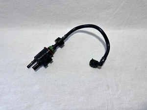 Chevrolet Cruze 2016-2019 válvula de control de purga de bote de vapor de combustible OEM - Imagen 1 de 13