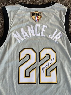 Camiseta Cleveland Cavaliers autografada assinada por Larry Nance Jr certificado de autenticidade PSA/DNA - Imagem 1 de 4