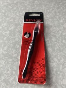 Revlon Cuticle Trimmer with Protective Cap, V-Tip, Manicure, Pedicure Tool
