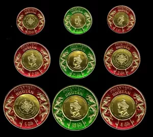 BHUTAN 1976 - King Jigmes, Goldfolien-Rundmarken, kompletter Satz von 9 - Bild 1 von 1