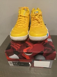 Size 10.5 - Nike Kyrie 4 Kix - BV0425-700 Damage Box Shoes Brand New - Picture 1 of 7