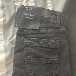 Kenneth Cole New York Kids Slim Fit Stretch Denim Black Jeans Size 12 - Picture 1 of 7