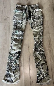 ROCKSTAR Original Camo Men’s Distressed Super Stacked Flare Jean Size 30 NWT - Picture 1 of 9