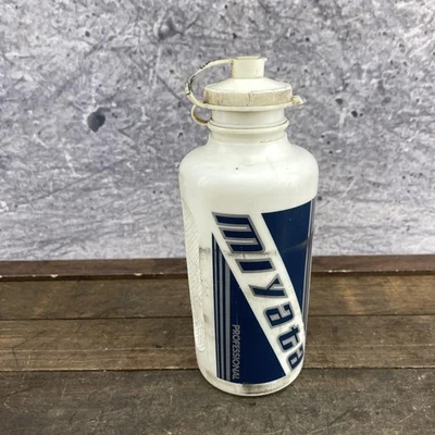 Garrafa de água profissional vintage Miyata feita no Japão OGK branca anos 70 anos 80 Eroica - Imagem 1 de 4