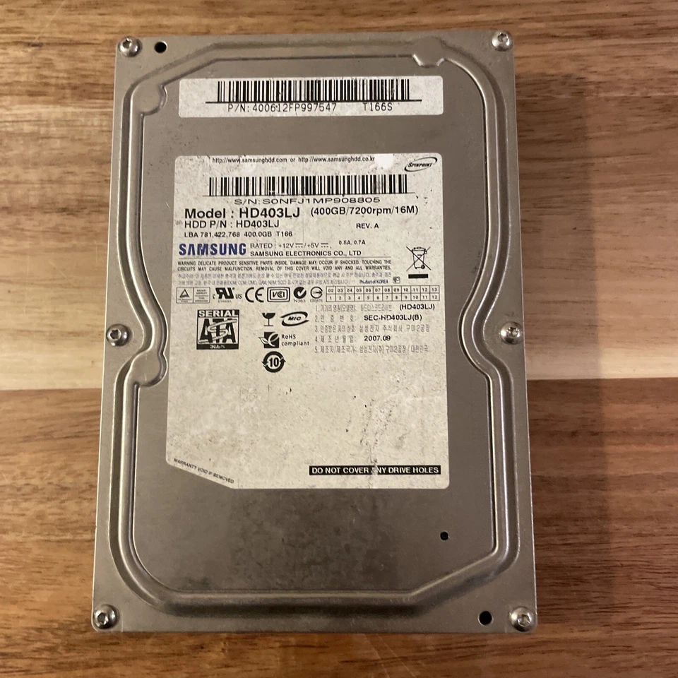SAMSUNG Hard Drive ￼ T166S HD403LJ 400GB 7200U/min 16MB SATA II 3.5' - Image 1 of 3