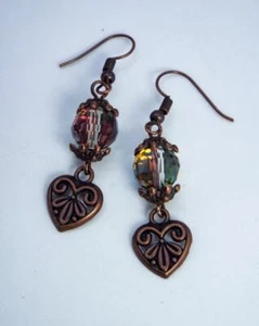 CYNTHIA LYNN "ETERNAL FLAME" COPPER MULTICOLOR CRYSTAL HEART EARRINGS - Imagen 1 de 1
