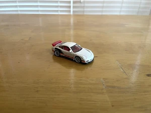 VROOM! Matchbox 1:60 Scale Porsche 911 GT3-2007 — White — Very Nice! - Picture 1 of 7