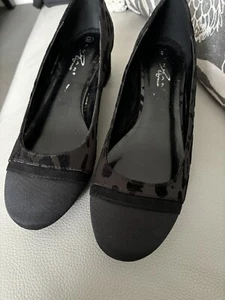 Lunar NEW Shoes COST £49 Size 6 Eur 39 - Picture 1 of 7