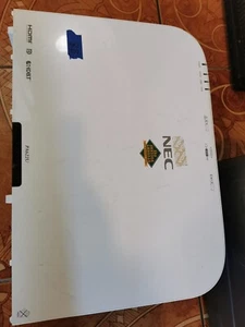 NEC NP-PA622U Projector 6200 lumens - Picture 1 of 4