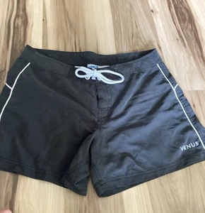 Venus Womens Black Vintage Shorts Size 8 - Picture 1 of 9