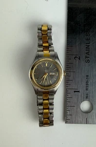 Citizen Uhr Edelstahl, bicolor, Tag Datum, grau Quarz - Bild 1 von 6