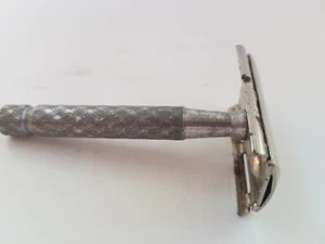 Vintage Gillette Razor Industria Argentina - Picture 1 of 7