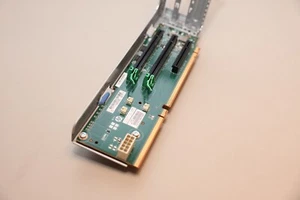 HPE Secondary Riser Board GPU DL380/DL560 BBU Gen9 - 768343-001 - Picture 1 of 5