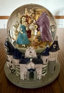 Rare 1990’s Disney Store Beauty And The Beast Snow Globe - Picture 1 of 8
