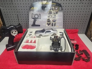 RPMZ Revell Performance Machines, Dodge Challenger, Ultimate R/C Racing System - Picture 1 of 15