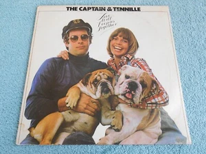 VINTAGE 1975 THE CAPTAIN & TENNILLE. LOVE WILL KEEP US TOGETHER LP RECORD ALBUM - Imagen 1 de 8