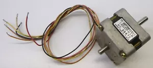 Motor paso a paso Shinano Kenshi Co. (SKC) SST39C1011, 0,9°/PASO, 4 V, 0,8A - Imagen 1 de 4