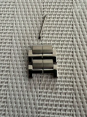 Tiffany & Co. Makers 22 correa de reloj, piezas, eslabones, 16 mm Foto 1 de 4