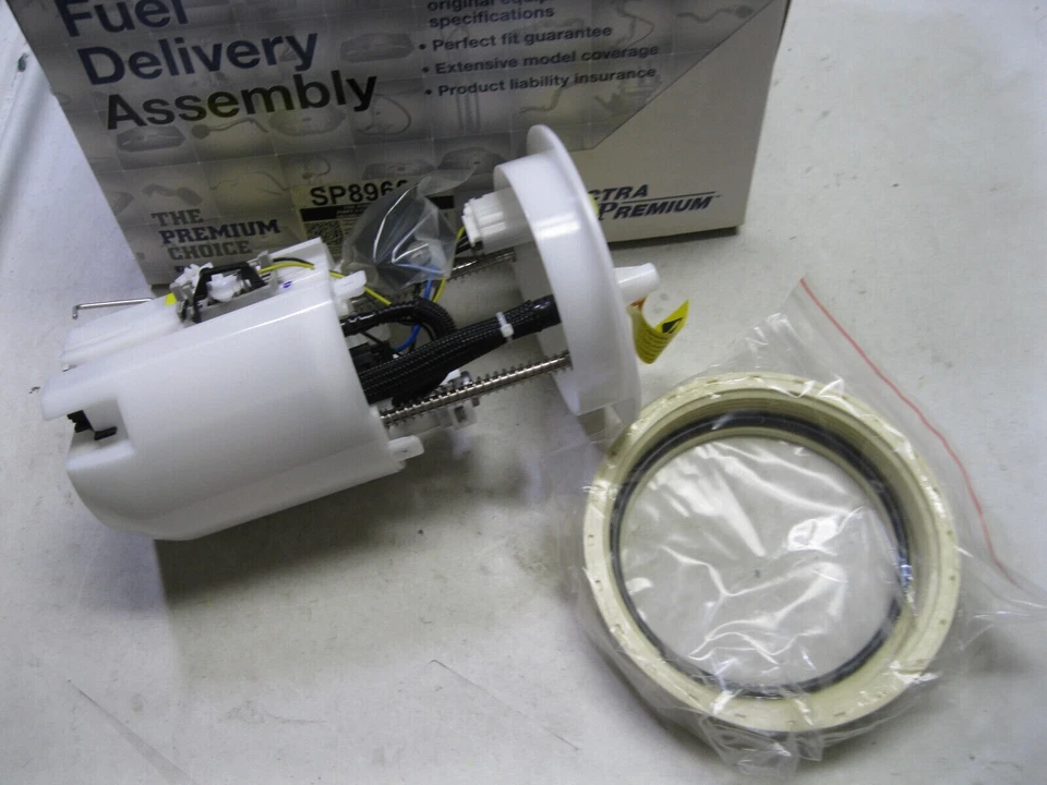 Fuel Pump Assembly Spectra SP8966M (cracking) — 第 1/4 张图片