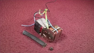 LIONEL 18000/#8977 B6 0-6-0 STEAM SWITCHER - REVERSING E-UNIT ASSEMBLY - Image 1 of 4