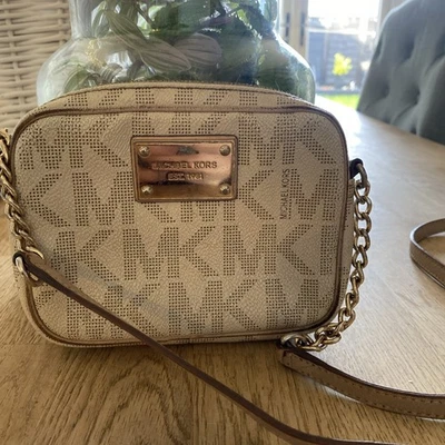 Authentic Michael kors  Small Crossbody Leather Bag Chain Strap Going Out Tan - Image 1 of 4