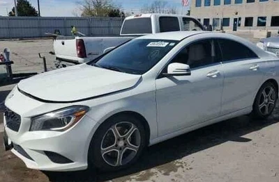 Airbag de rodilla para conductor Mercedes Clase CLA 2014-2019 LH fabricante de equipos originales Foto 1 de 3