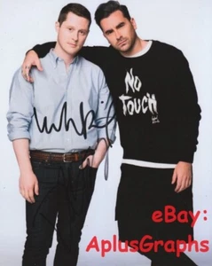SCHITT'S CREEK... Noah Reid con Dan Levy - FIRMADO - Imagen 1 de 1