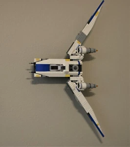 Ultimate Display Solutions wall mount display for Lego 75155 Rebel U-wing - Picture 1 of 2