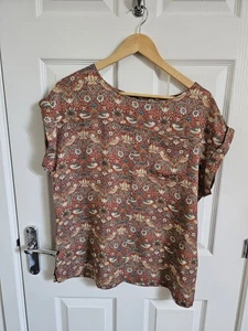 Next Morris & Co rot Blumen Top Gr. 12 Viskose Sommer Bluse Erdbeere Dieb - Bild 1 von 9