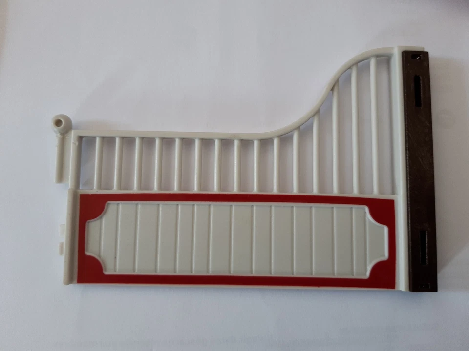 PLAYMOBIL pièce détachée stalle écurie box 5107 OU 5108 30625533 - Photo 1/1