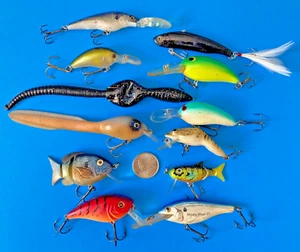 VTG LOT 12 CRANKBAITS REBEL FROG BILL DANCE EEL SHOT BASS LURES YO-ZURI HARDCORE - Picture 1 of 12