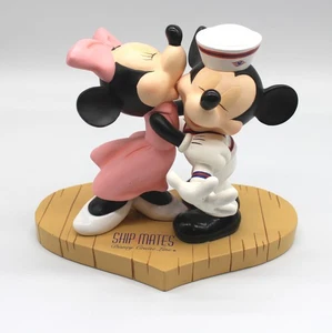 Disney Cruise Line Kissing Ship Mates Mickey und Minnie Mouse Herz Figur - Bild 1 von 4