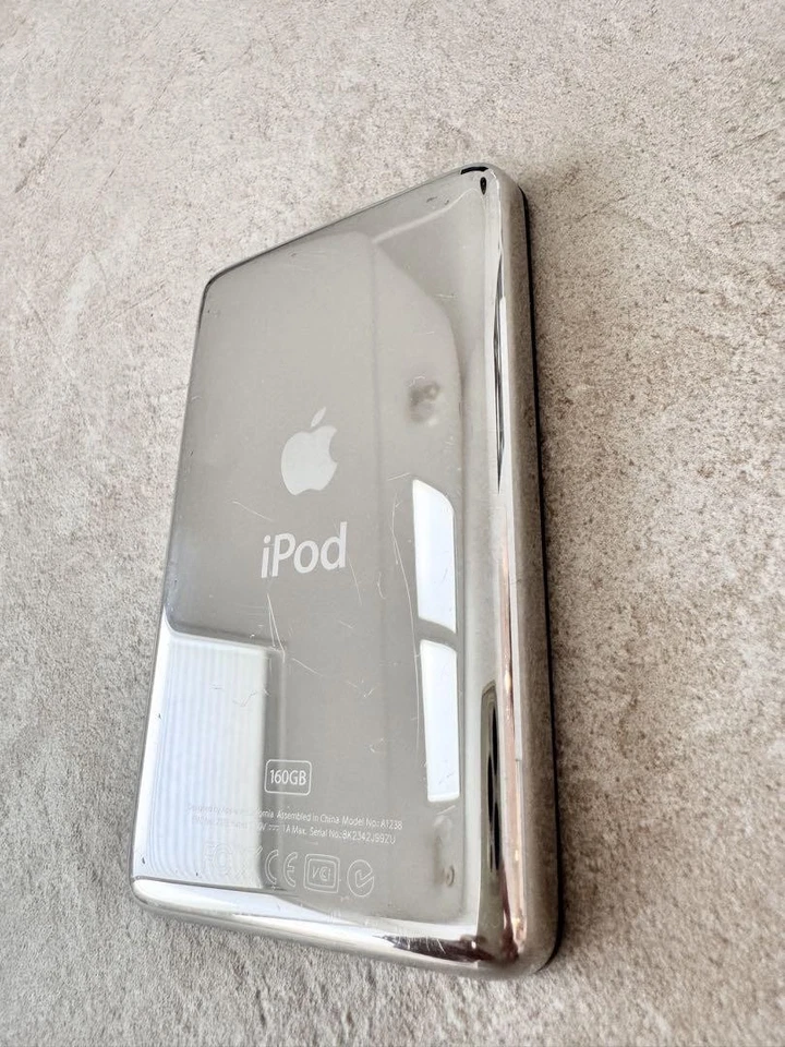 Apple iPod classic 7ª Generación Negro (160 GB) A1238 MC297J Como Nuevo - Imagen 1 de 4