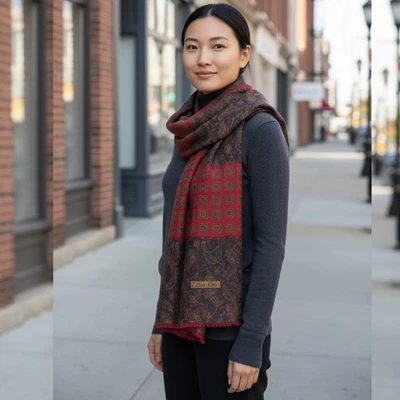 Bufanda cuadrada vintage de lana Calvin Klein cachemira roja marrón flecos 53 x 54 Foto 1 de 4